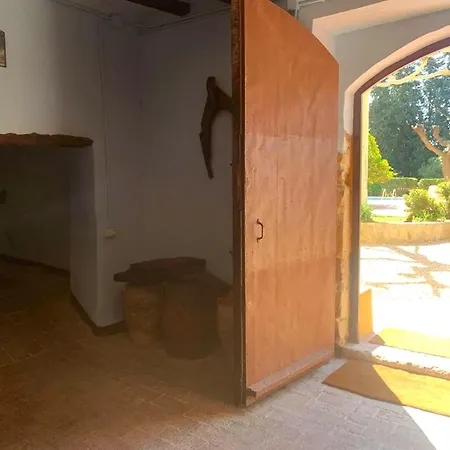 Holiday home Mansion In Riudoms